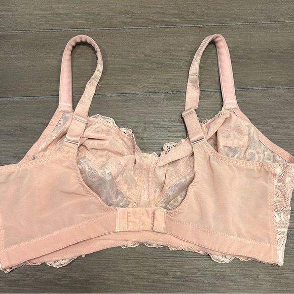 Panache Andorra Wireless Bra - Picture 3 of 9